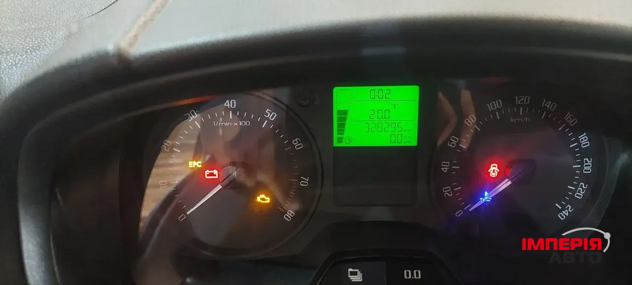 Skoda Fabia - фото 6