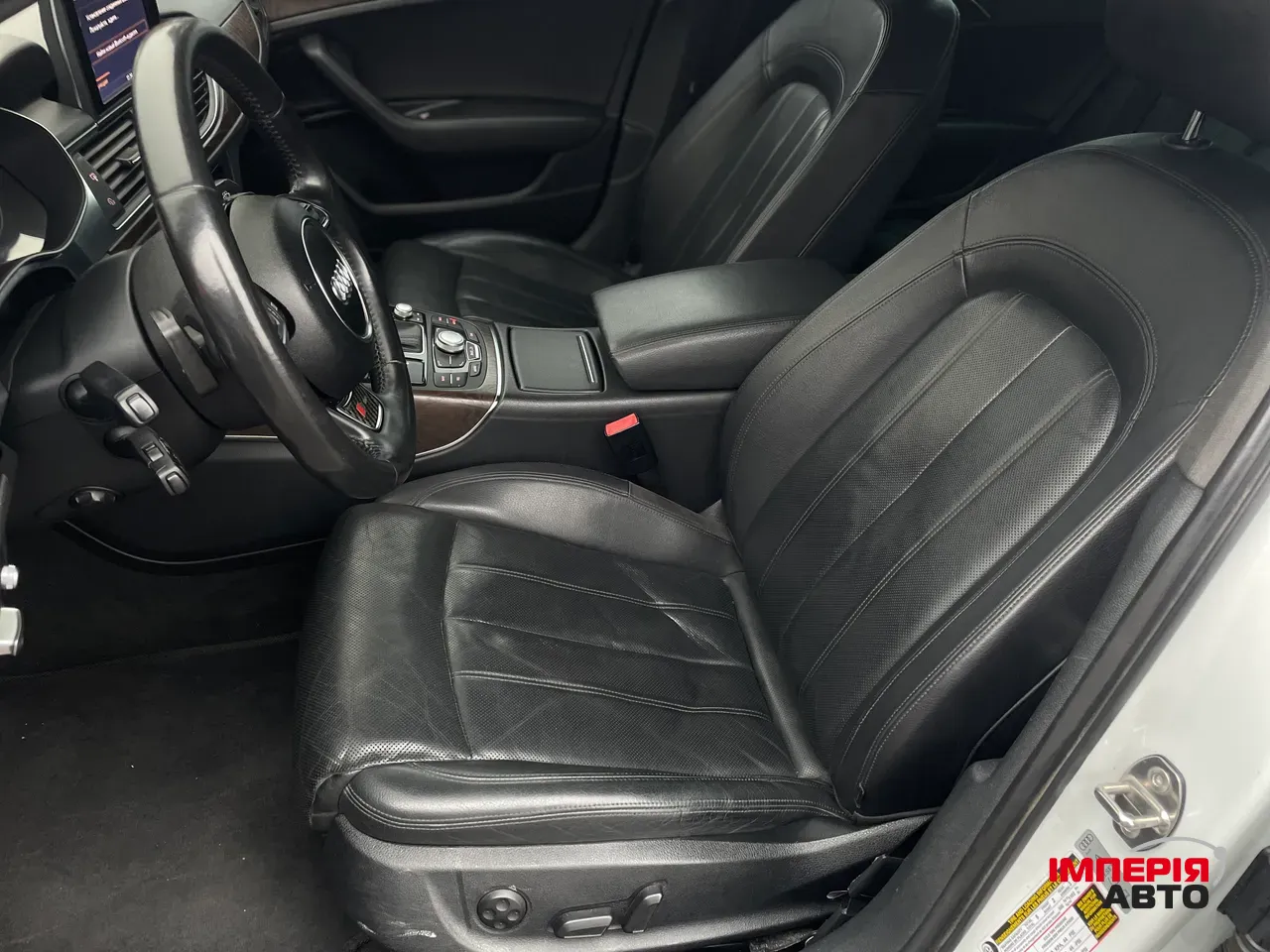 Audi A6 - фото 7