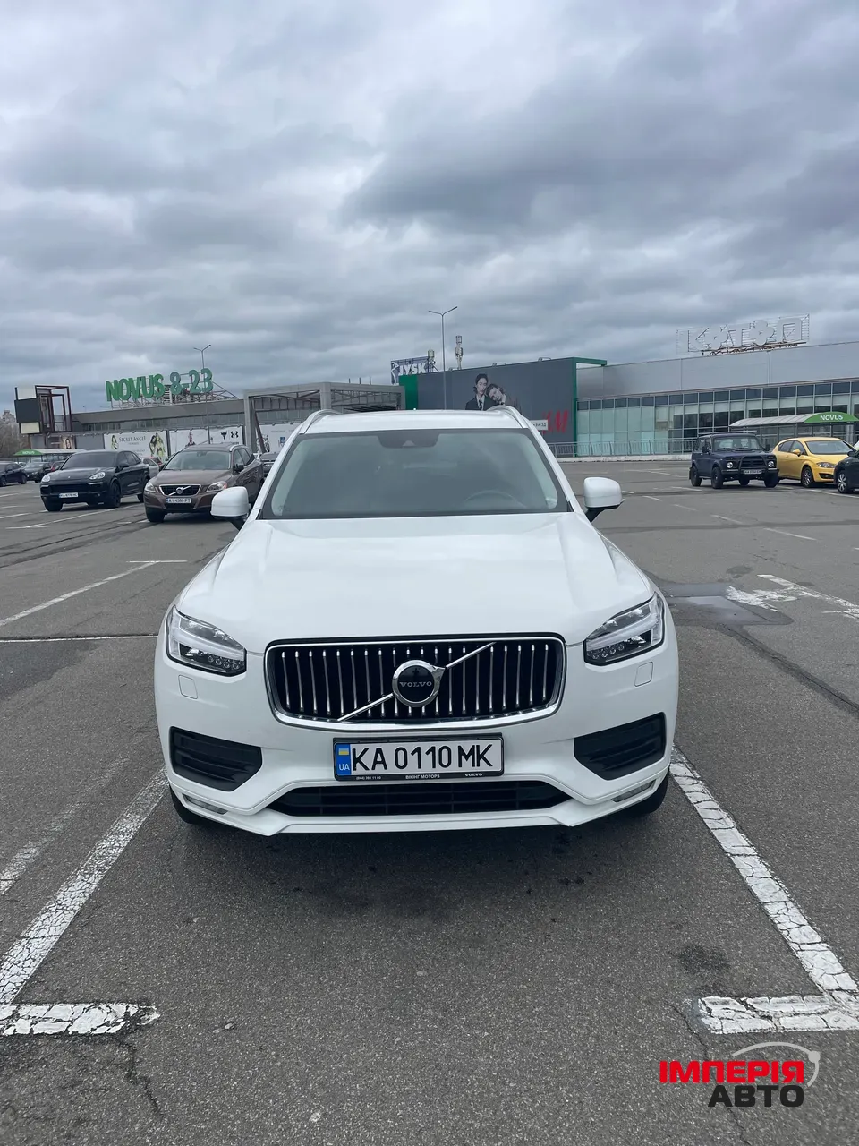 Volvo XC90 - фото 1