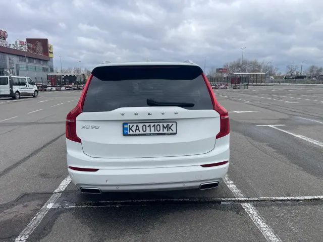 Volvo XC90 - фото 3