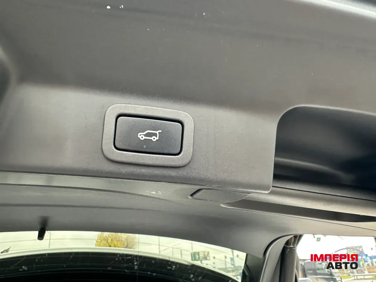 Jaguar F-Pace - фото 11