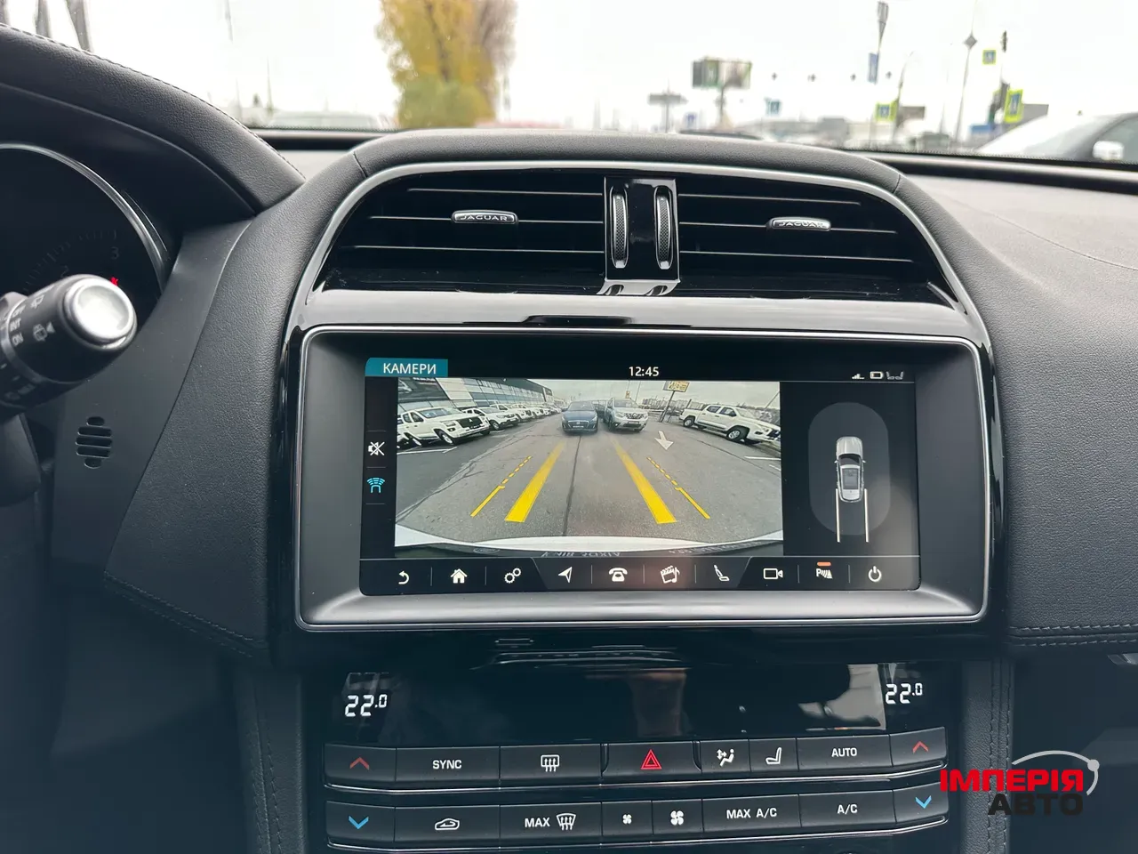 Jaguar F-Pace - фото 24