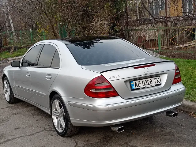 Mercedes-Benz E-Класс - фото 3