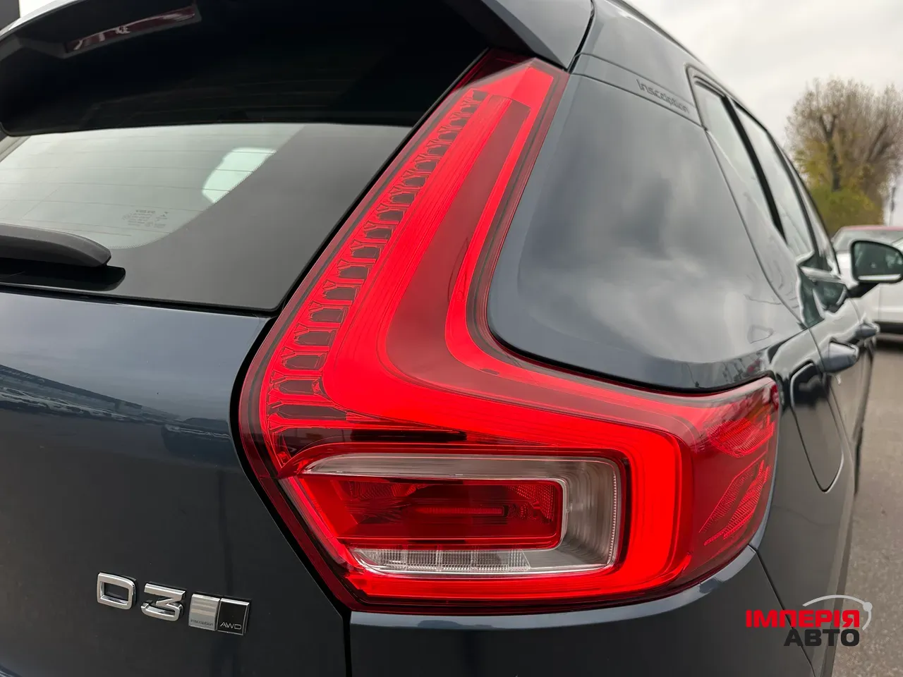 Volvo XC40 - фото 12