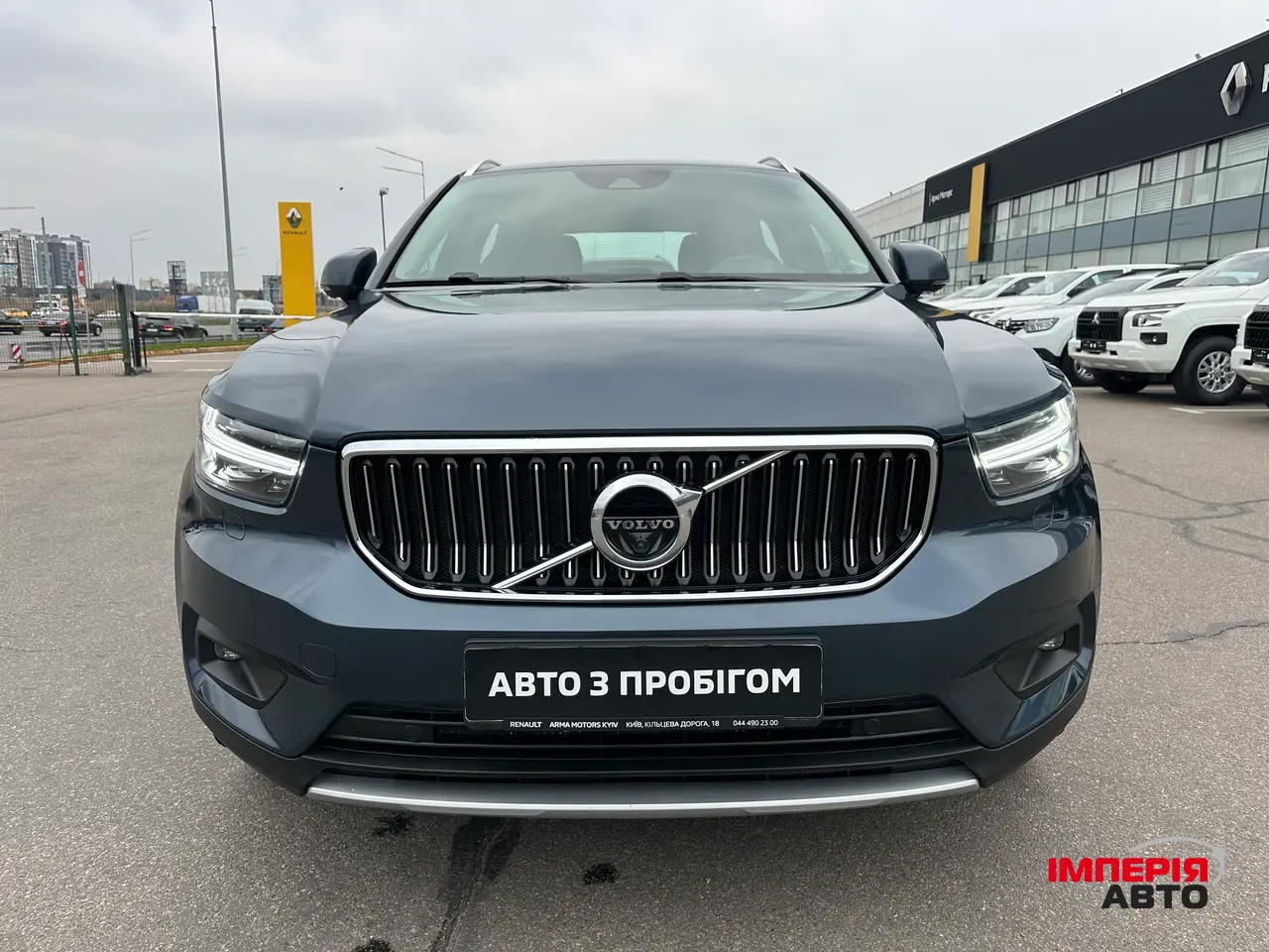 Volvo XC40 - фото 3