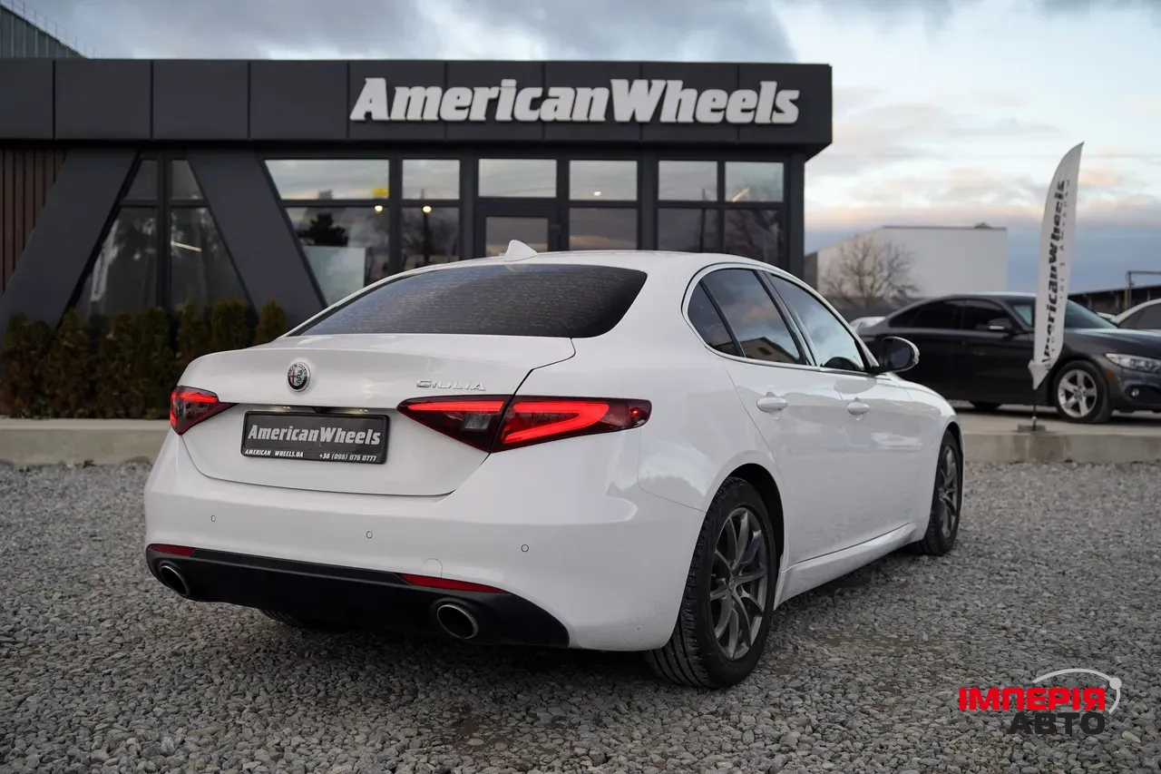 Alfa Romeo Giulia - фото 5