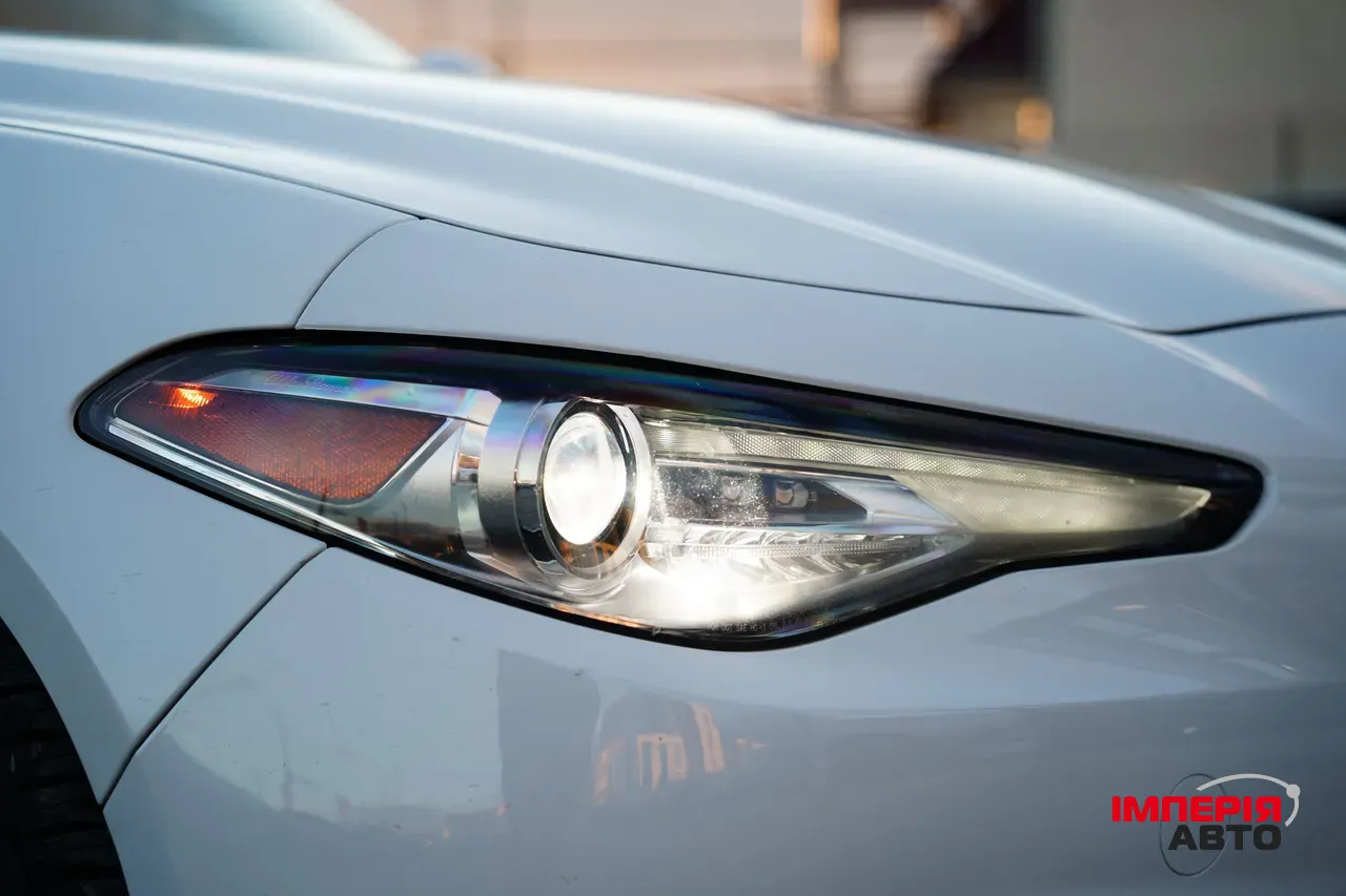 Alfa Romeo Giulia - фото 10