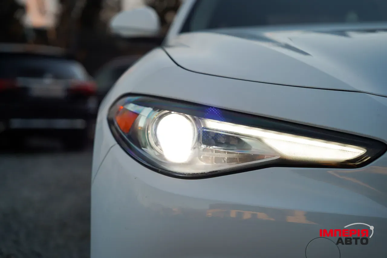 Alfa Romeo Giulia - фото 11