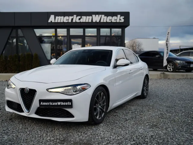 Alfa Romeo Giulia - фото 1