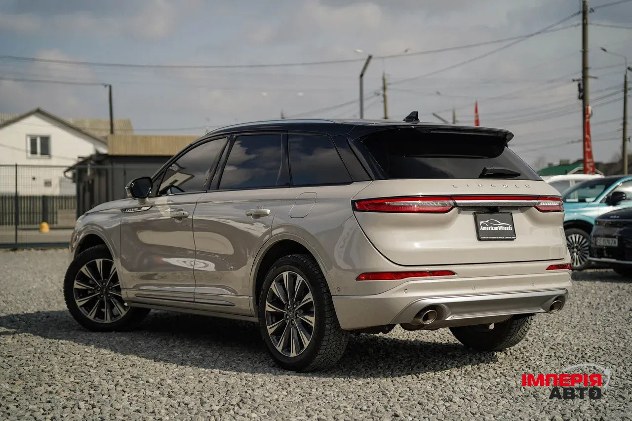 Lincoln Corsair - фото 9