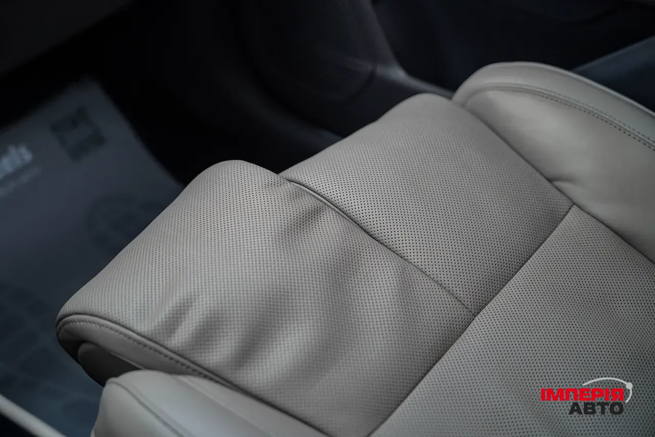 Lincoln Corsair - фото 19