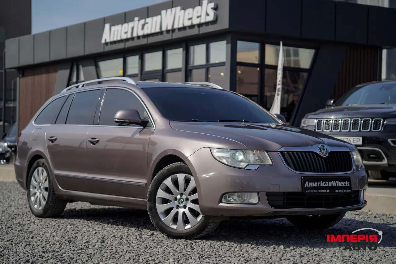 Skoda Superb - фото 9