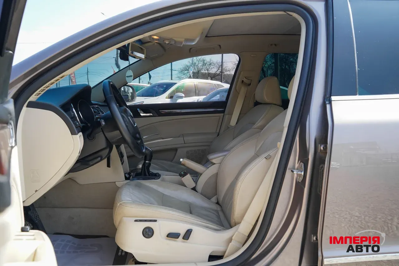 Skoda Superb - фото 12