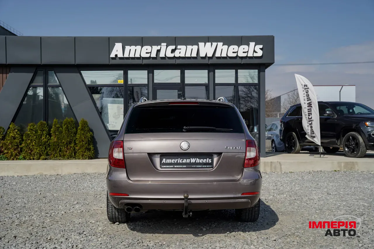 Skoda Superb - фото 6