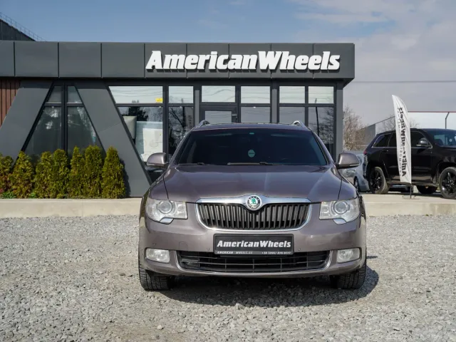 Skoda Superb - фото 2