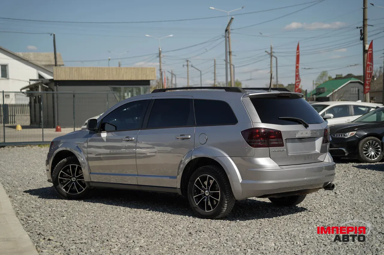 Dodge Journey - фото 7