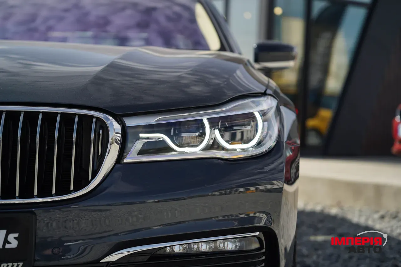 BMW 7 серії - фото 13
