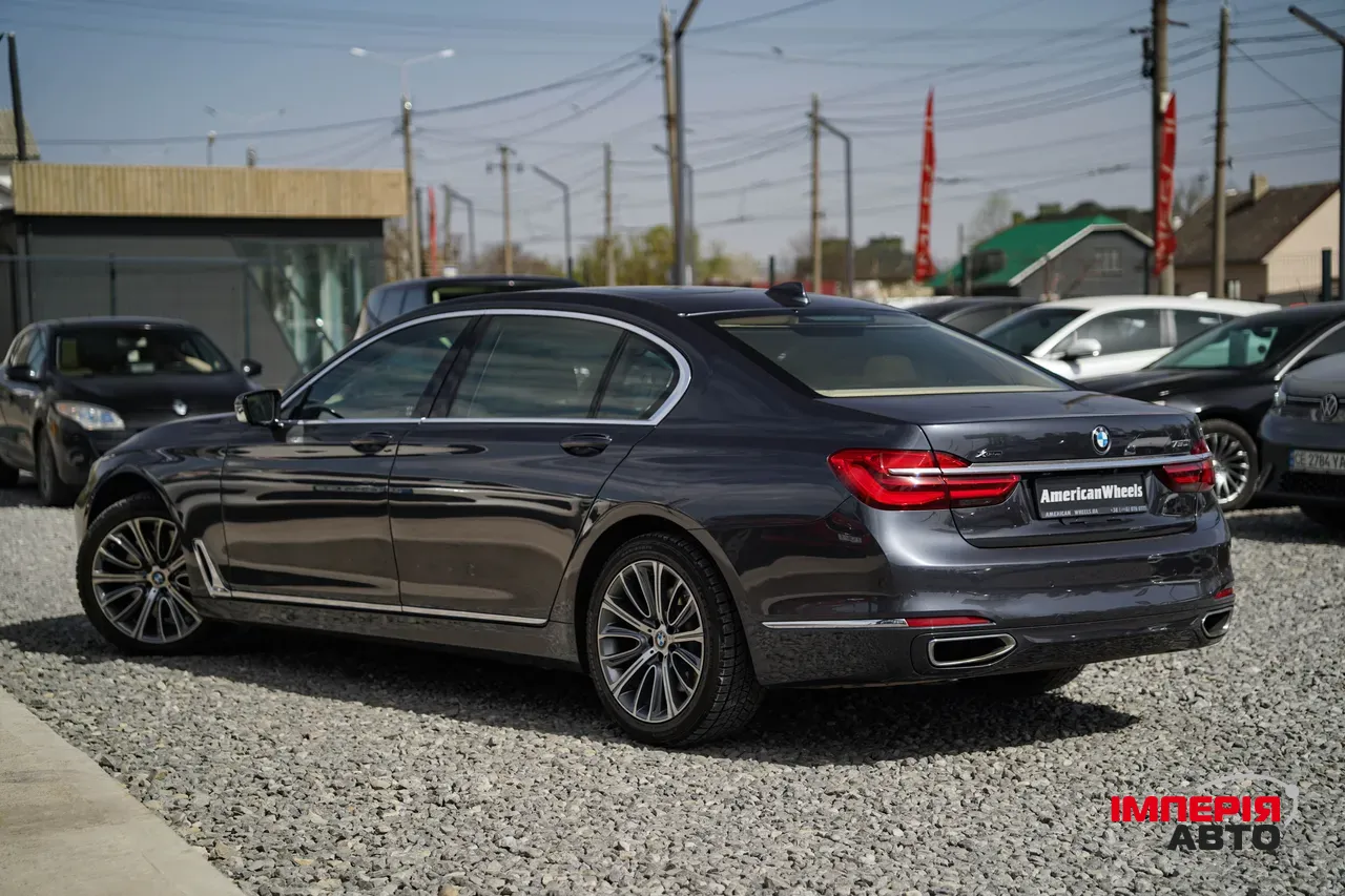 BMW 7 серії - фото 7