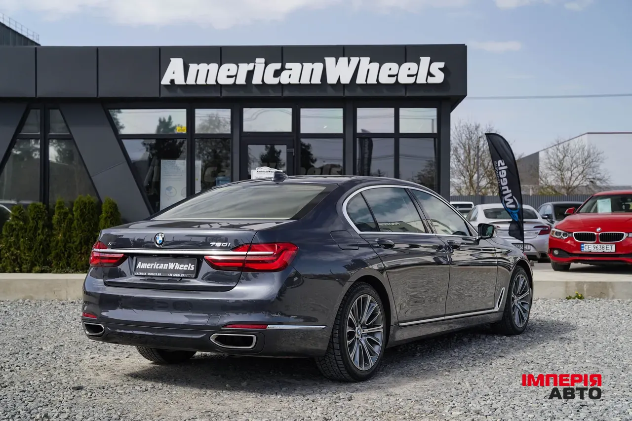 BMW 7 серії - фото 5
