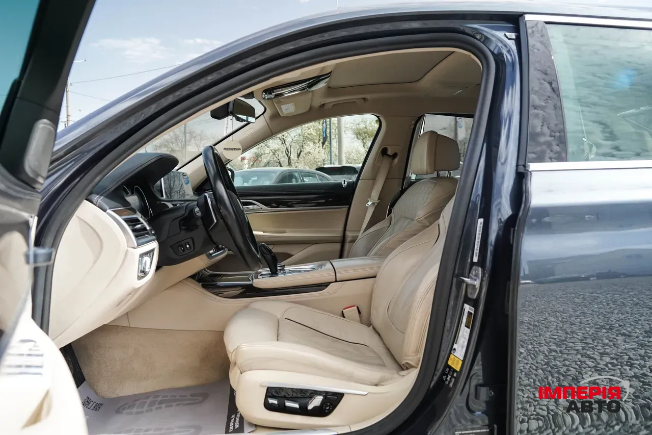 BMW 7 серії - фото 16