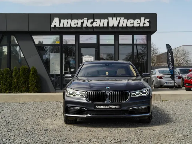 BMW 7 серії - фото 2