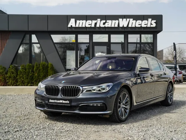 BMW 7 серії - фото 1