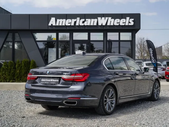 BMW 7 серії - фото 5