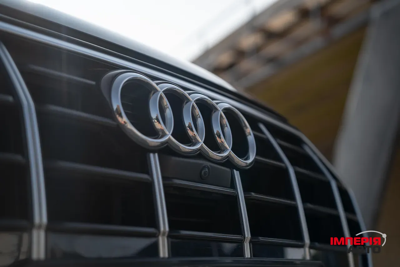 Audi Q5 - фото 14