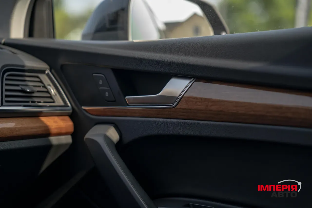 Audi Q5 - фото 29