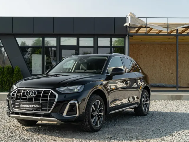 Audi Q5 - фото 1