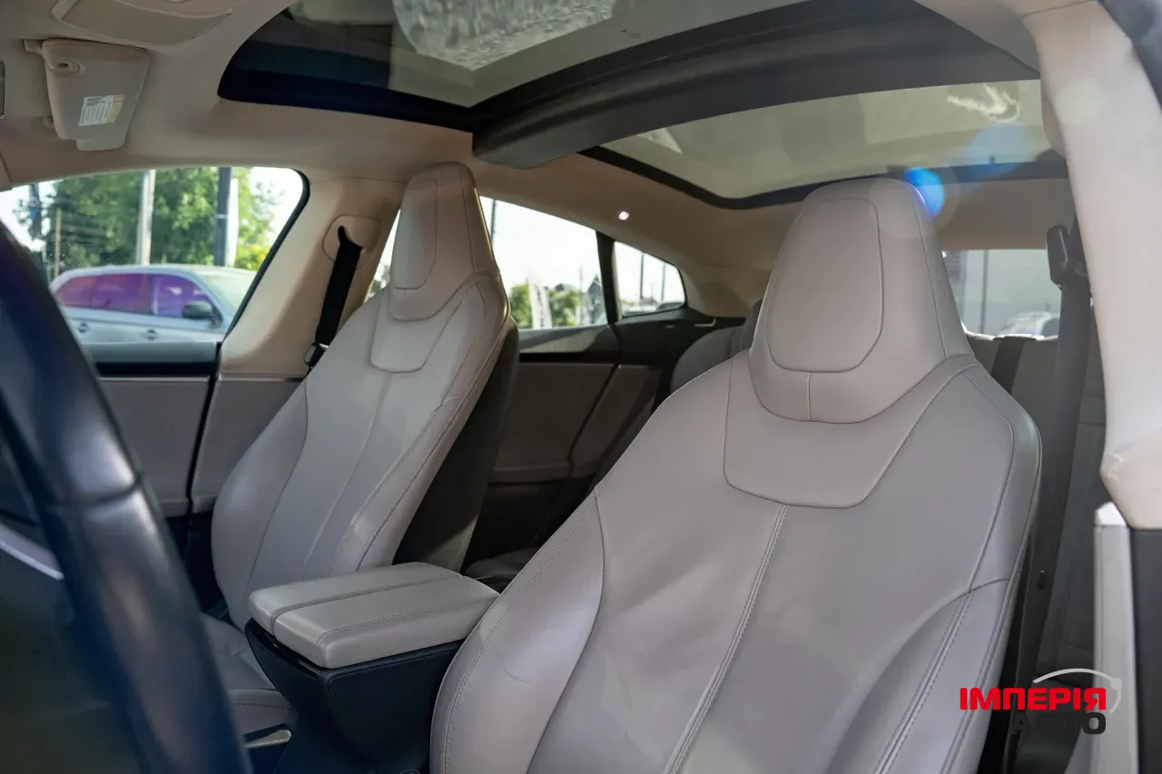 Tesla Model S - фото 23
