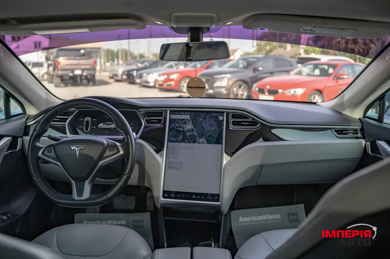 Tesla Model S - фото 15