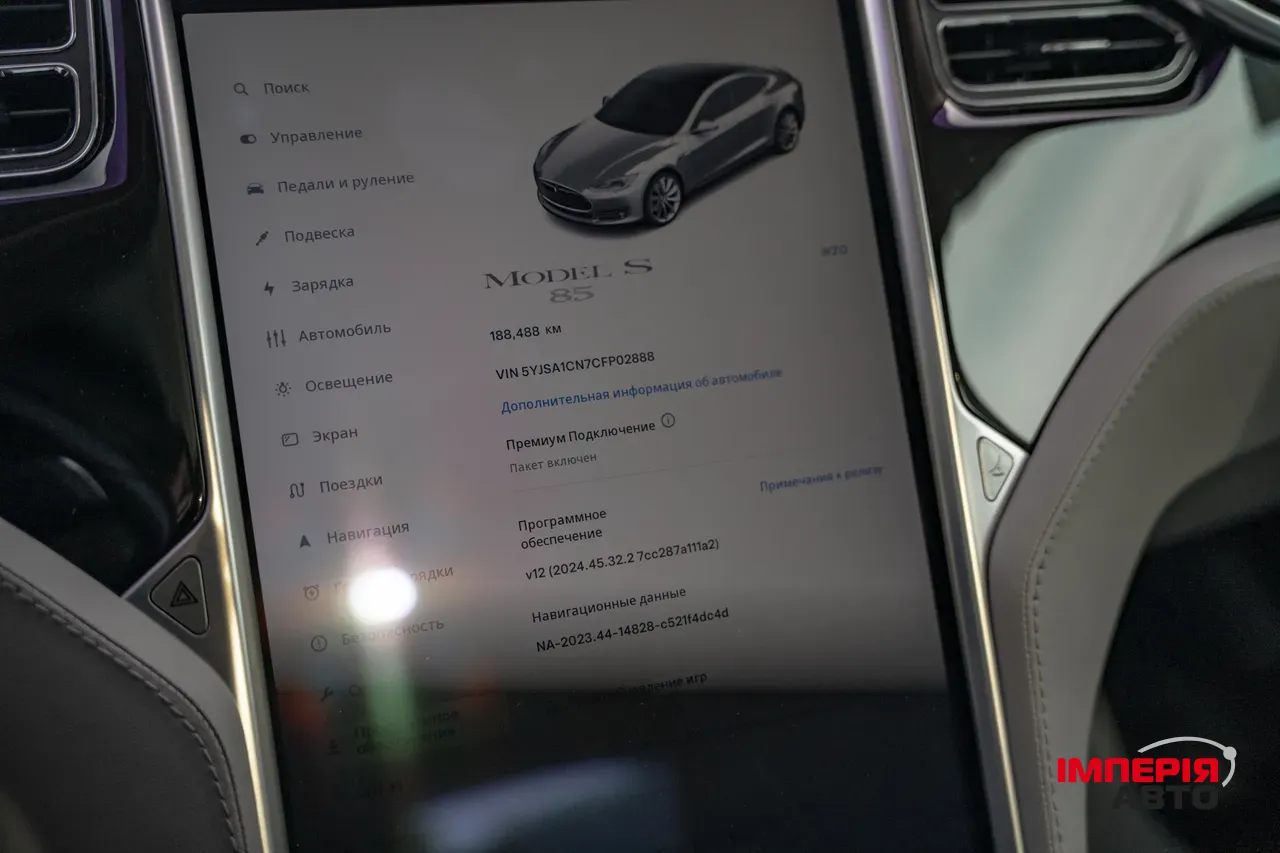 Tesla Model S - фото 21