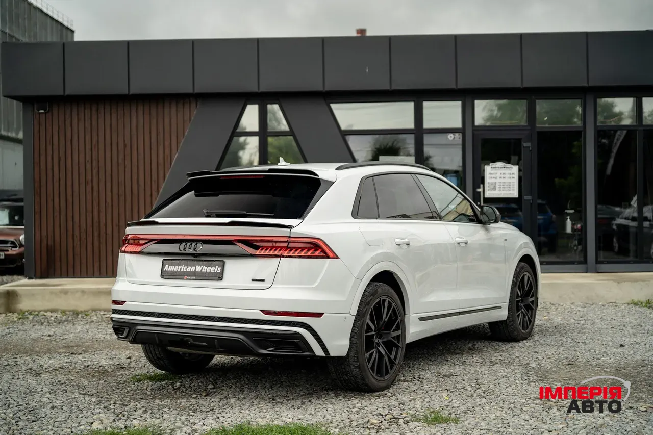 Audi Q8 - фото 5