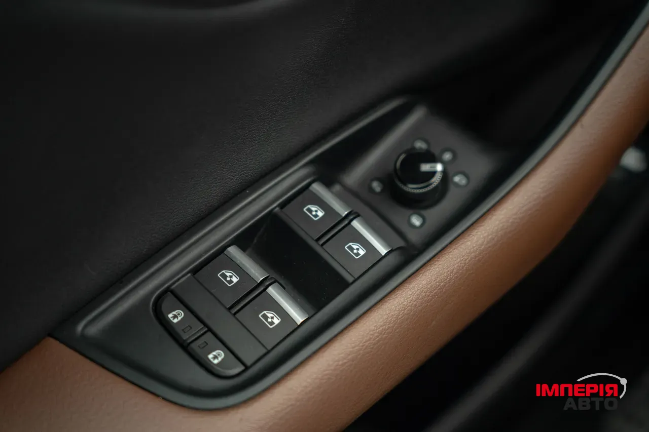 Audi Q8 - фото 36