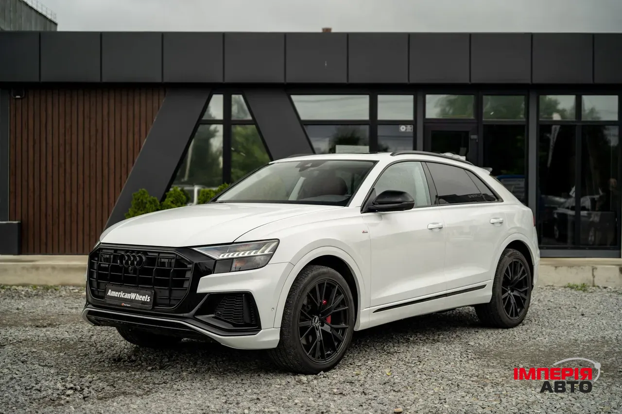 Audi Q8 - фото 1