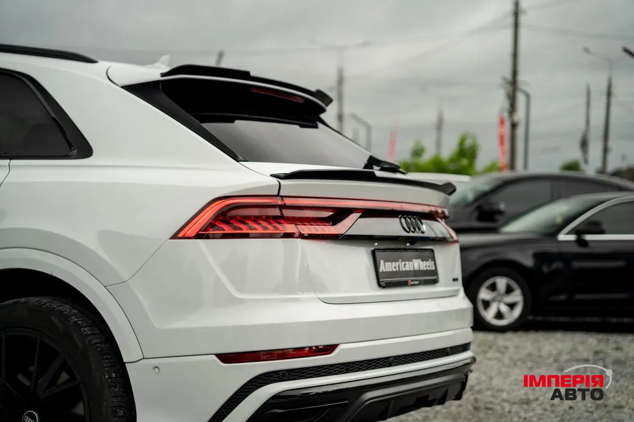 Audi Q8 - фото 9