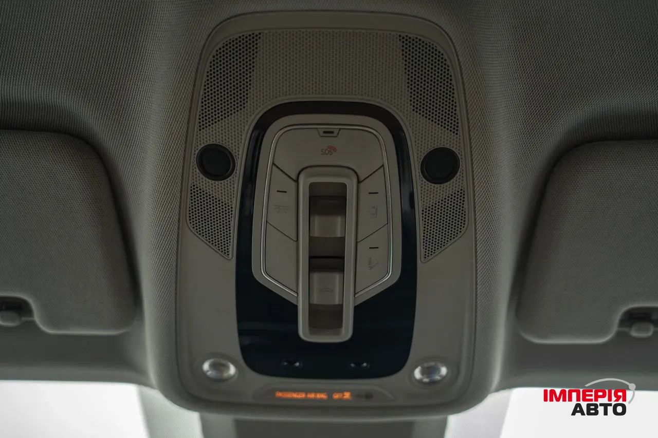 Audi Q8 - фото 49