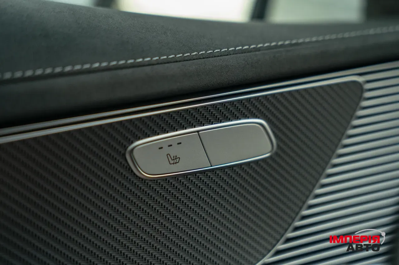 Mercedes-Benz EQC - фото 27