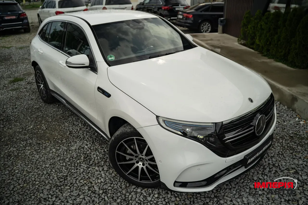 Mercedes-Benz EQC - фото 13