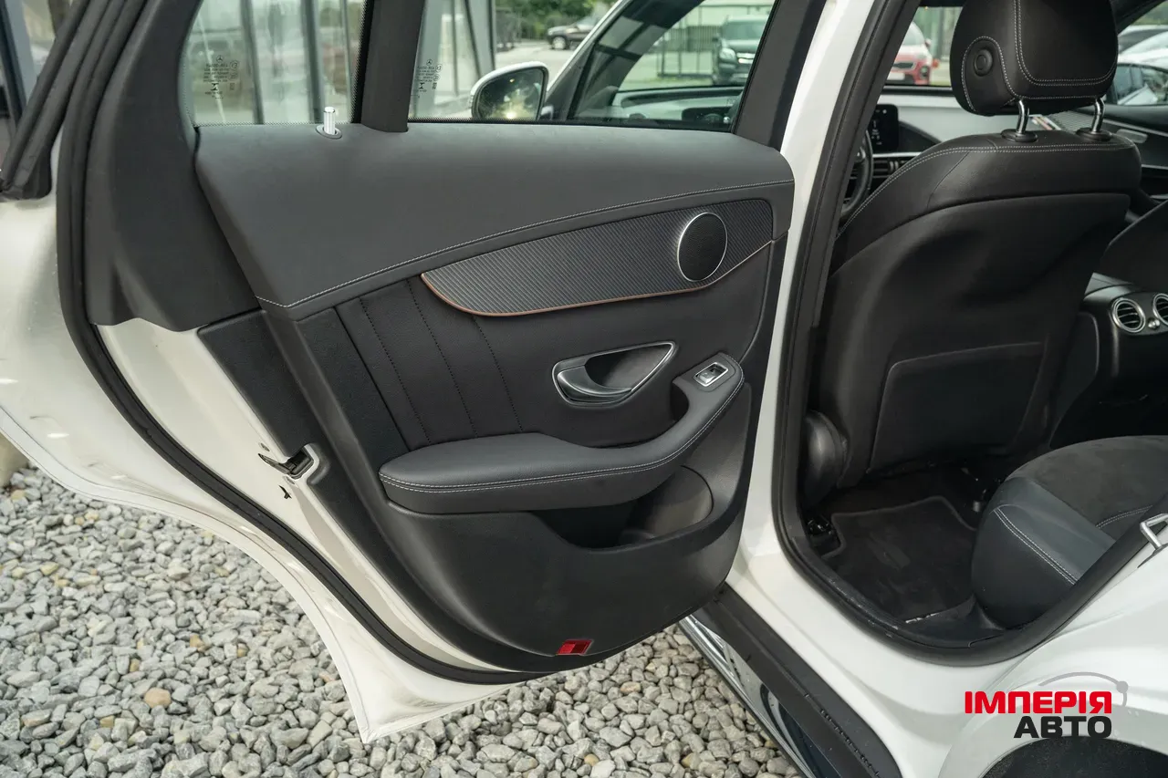 Mercedes-Benz EQC - фото 51