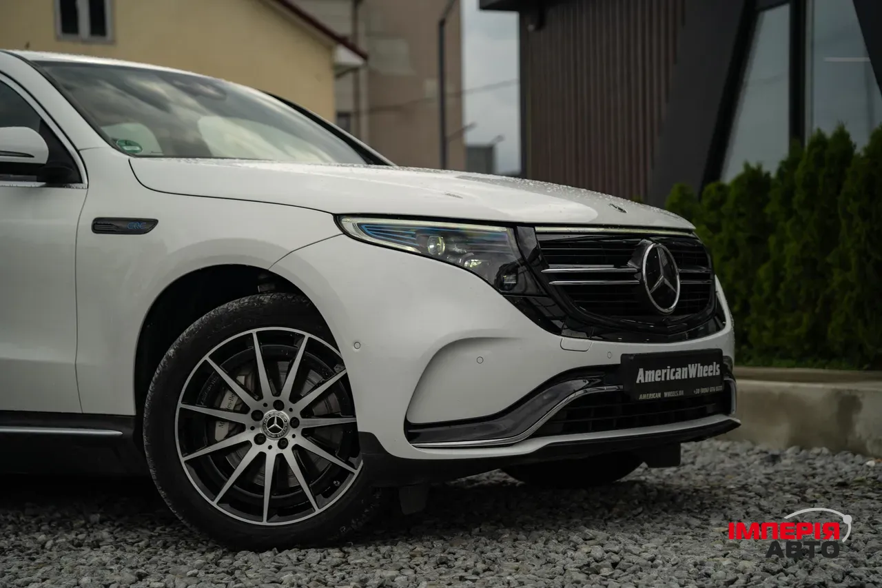 Mercedes-Benz EQC - фото 18