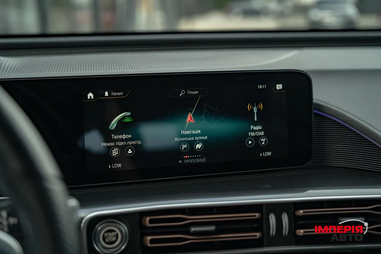 Mercedes-Benz EQC - фото 38