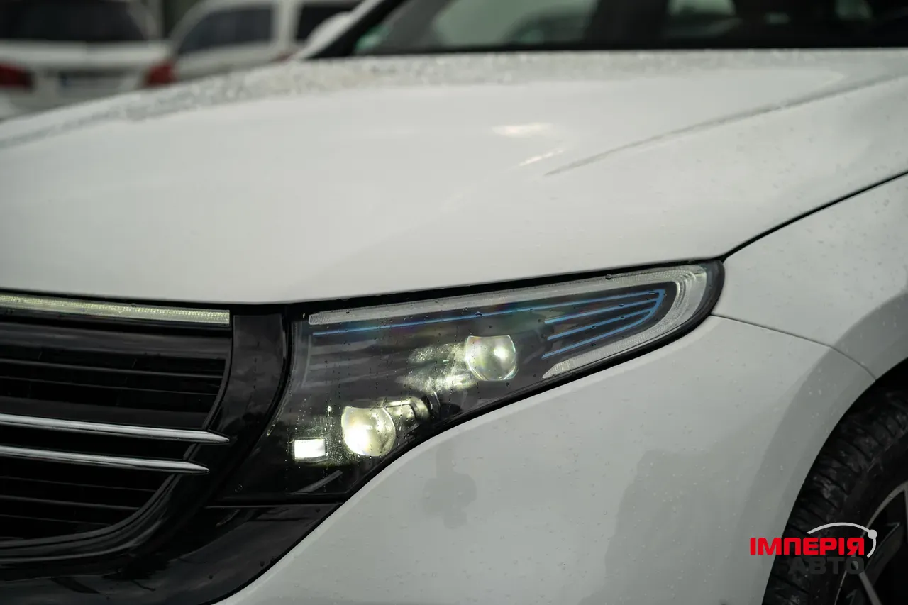 Mercedes-Benz EQC - фото 22