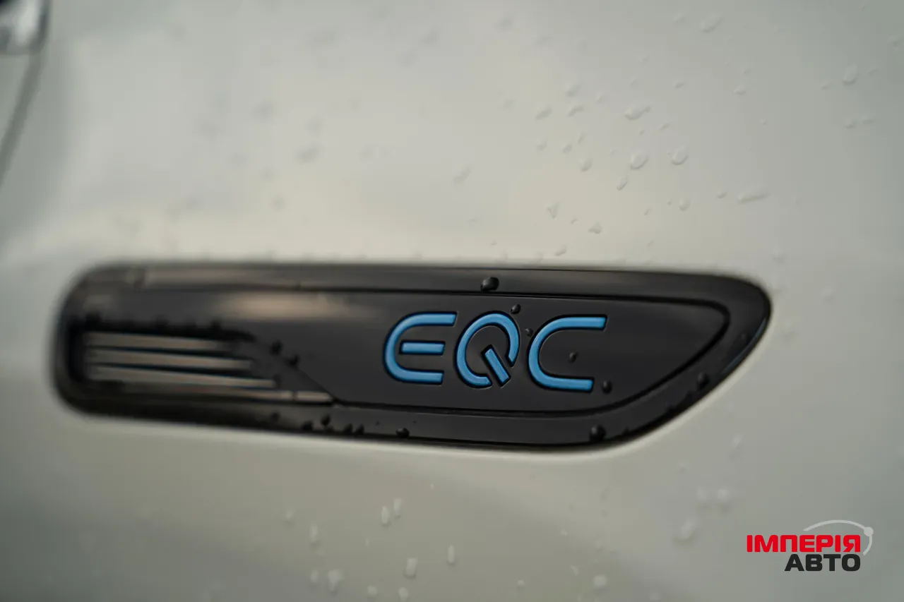 Mercedes-Benz EQC - фото 25