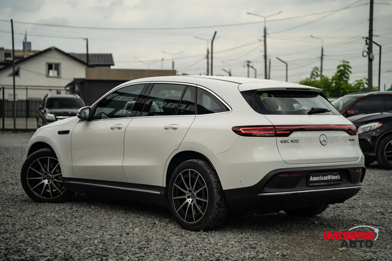 Mercedes-Benz EQC - фото 7