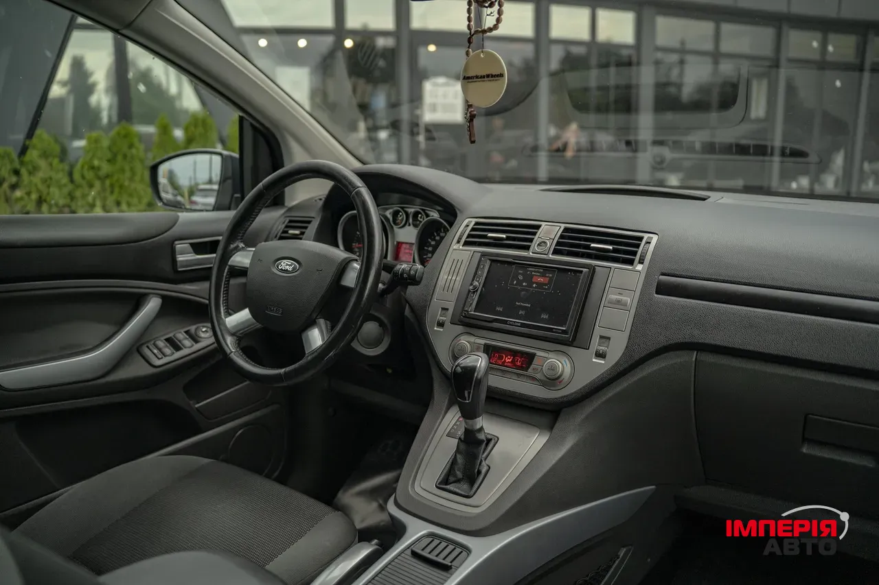Ford Kuga - фото 30