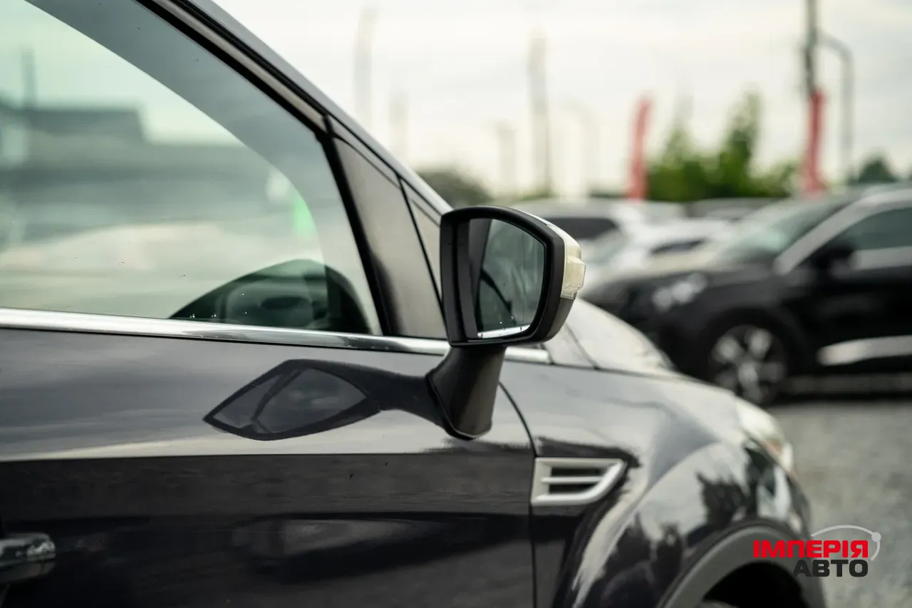 Ford Kuga - фото 16