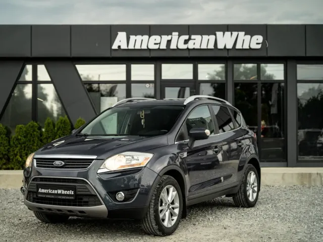 Ford Kuga - фото 1