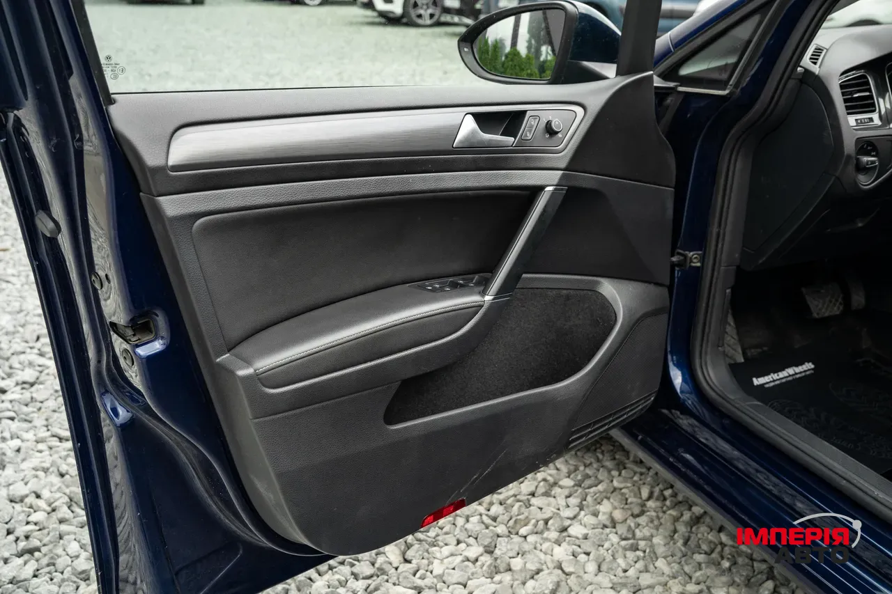 Volkswagen Golf - фото 45